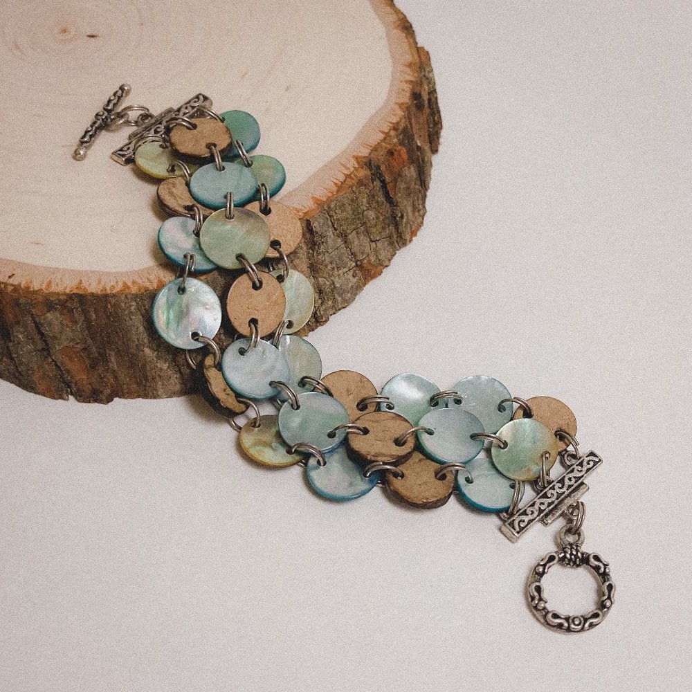 Shell and Coconut Disc Beaded 3 Strand Bracelet